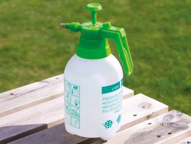 Ročni tlačni pršilnik 3 litre