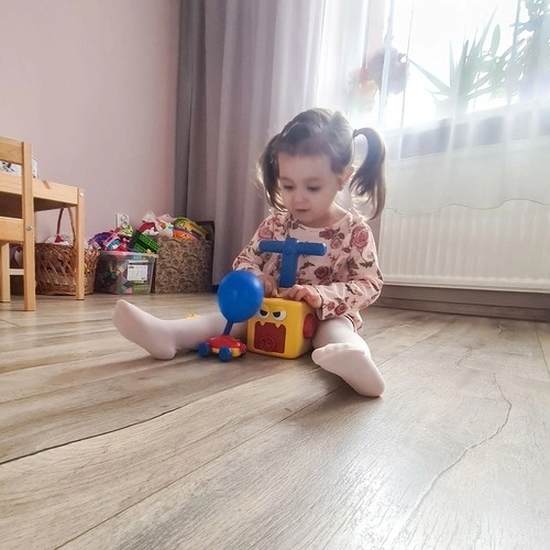 Avto na napihljive balone