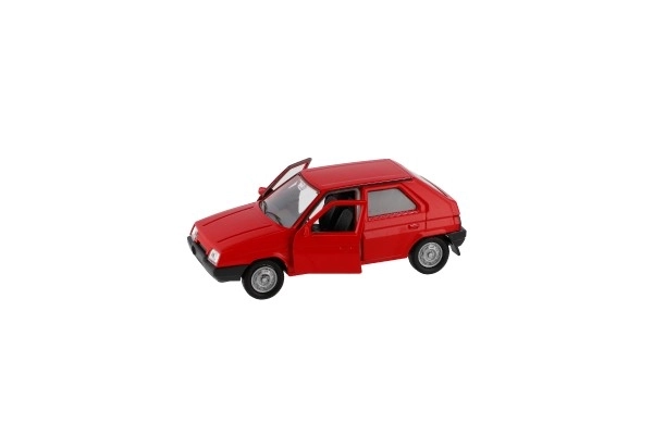 Auto Welly Škoda Favorit kov/plast 11cm 1:34 na prosti tek možnost 4 barv škatlica 15x7x7cm