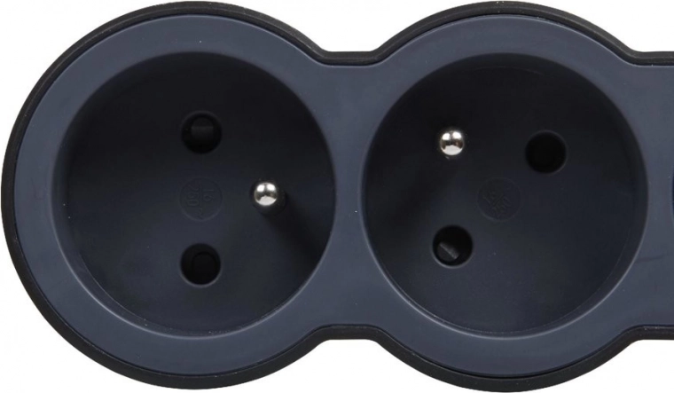 Varne ozemljene vtičnice (2P+PE)