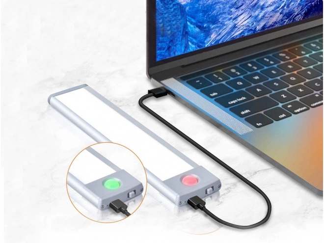 Usb svetilka s senzorjem gibanja in zatemnitvijo 23 cm