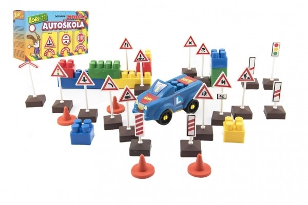 Gradbeni komplet LORI 11 Avtošola Prometni znaki 16 kos+2 stožca+avto plastika v škatli 22x13x6cm