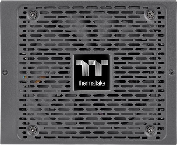 Quiet and efficient cooling with a 14 cm fan