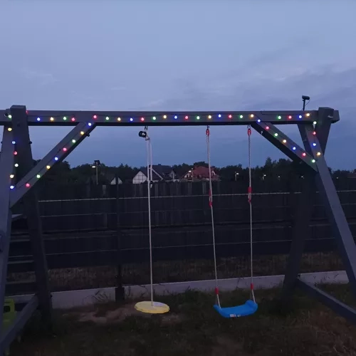 Sončna girlanda z večbarvnimi svetili Gardlov