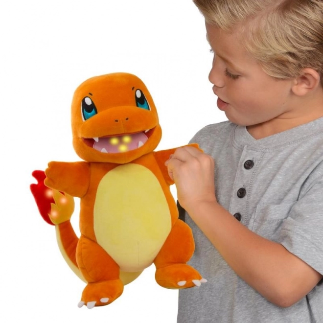 Charmander - bruhajoč plamen - interaktivni pliš