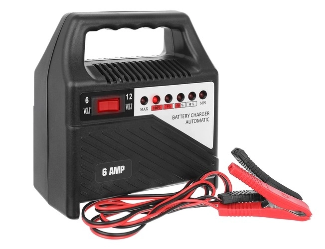 Polnilec za baterije 12V 6A