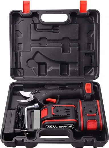 Celoten komplet v kovčku