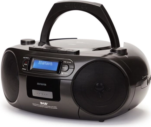 Vse v enem: od CD-jev in kaset do Bluetootha