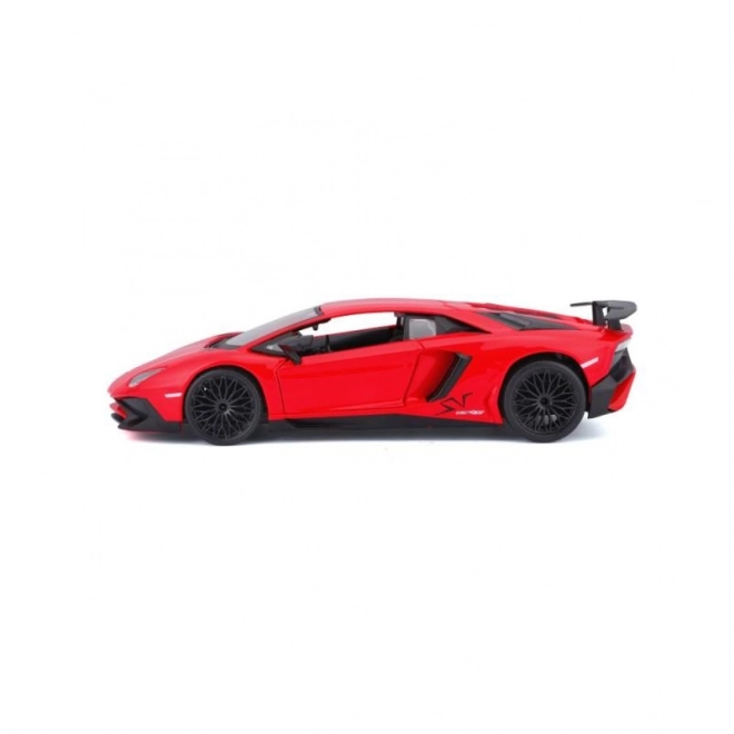 Kovinski model Bburago Lamborghini Aventador rdeč 1:24
