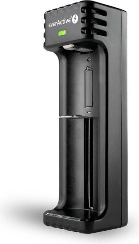 Polnilec Li-ion akumulatorjev EverActive LC-100