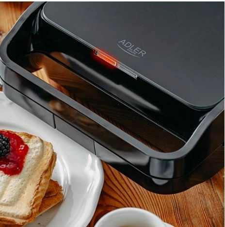 Adler Europe večnamenski toaster 2v1 črn