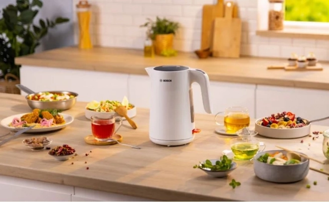 Bosch MyMoment 1,7l bel grelnik za vodo