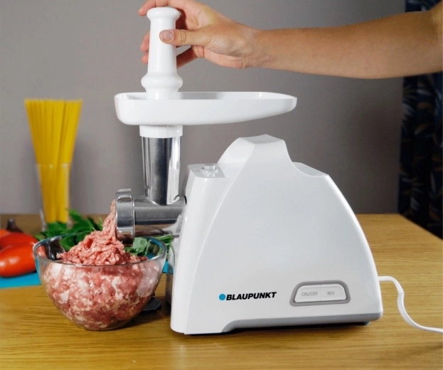 Hitro in enakomerno mletje do 2 kg/min