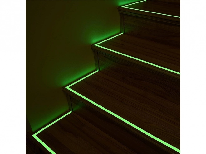 Fluorescenčni trak, ki sveti v temi 3 m