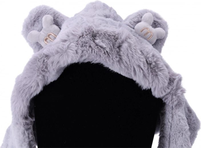 Ljubek videz z živalskimi ušeski