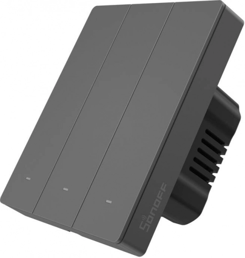 Upravljanje z gumbom, v aplikaciji in z glasom