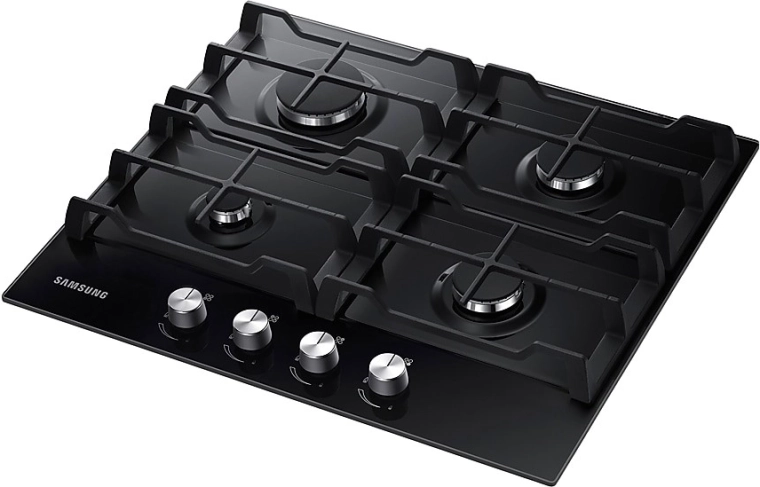 Močna moč 8,3 kW za hitro kuhanje