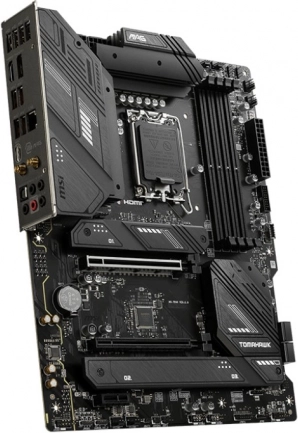 PCIe 5.0 z jekleno ojačitvijo za težke grafične kartice