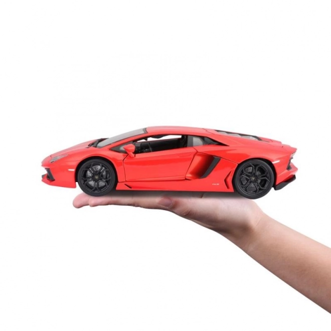 Bburago Lamborghini Aventador 1:18 oranžna 18-11033