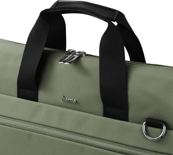 Pripravljena na potovanja