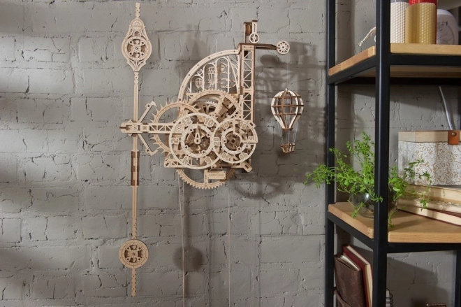 Ugears 3D lesena mehanska sestavljanka Stenske ure Aero