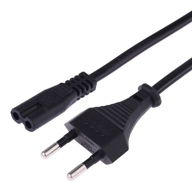 Kakovosten napajalni kabel