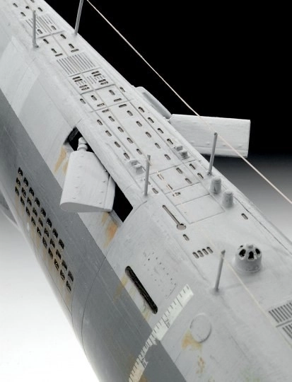 Plastični model nemške podmornice TYPE XXI 1/144