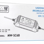 Inteligentni polnilec akumulatorjev 12V/24V z LCD zaslonom