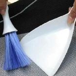 Mini metlica z lopatico za smeti za mizo, tipkovnico in avto